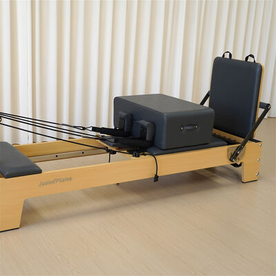 Quality Commercial Adjustable Multifunctional Pilates Reformer Training Bed Beech Wood factory