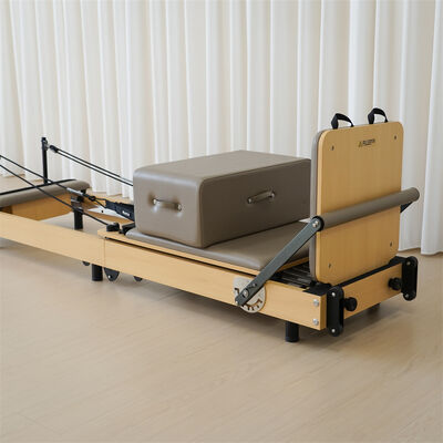Calidad Pilates de madera plegable de alta gama Reformer portátil para el hogar Eco-friendly profesional Fábrica