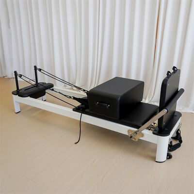 Jakość Fabryczny bezpośredni aluminium pilates reformator łóżko klasy handlowej sprzęt pilates do studia fitness fabryka