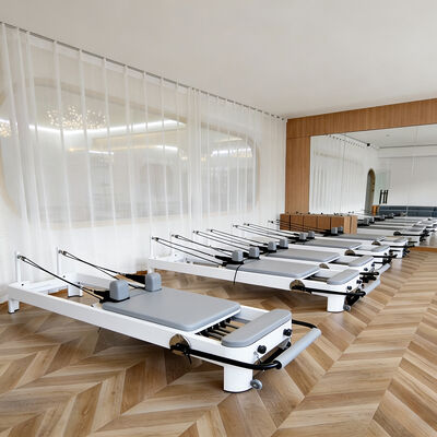 Quality Durable High Quality Pilates Reformer Adjusted Body Design Healthy Studio Commercial Beech Reformer Pilates Machine factory