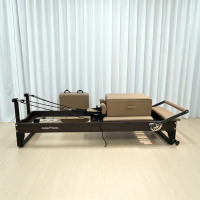 Kwaliteit Fabrikant met torensysteem en verstelbare voetbalk voor studio- en commercieel gebruik, multiplex Pilates Reformer Machine Fabriek